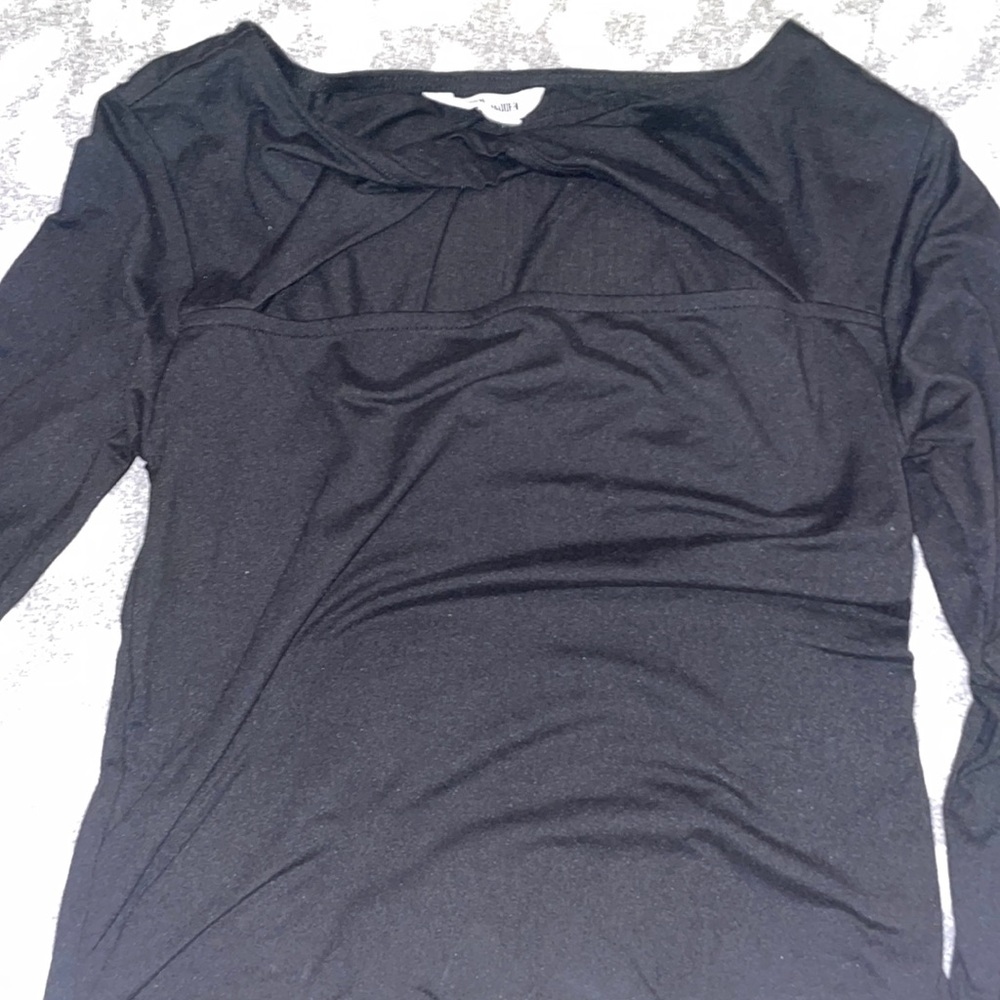 Steve Madden Rosa Top. - Picture 2 of 5